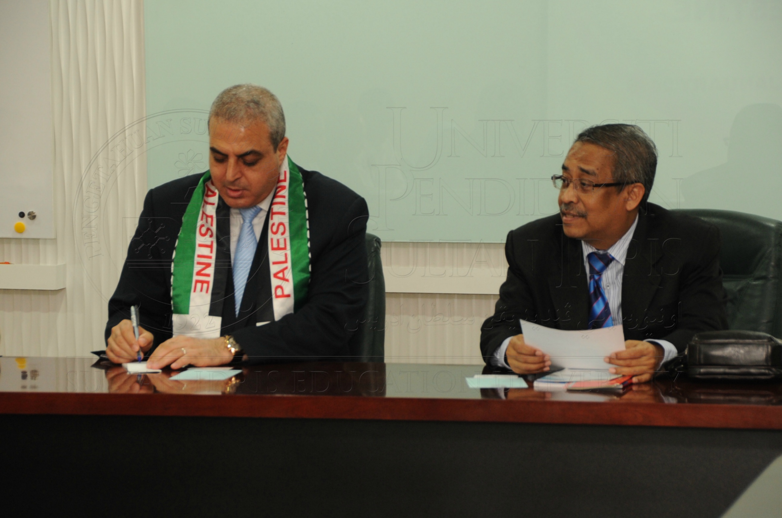 PRO 16 3 PALESTINEHAS 7628